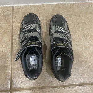 GIRO Bike Shoes (Women) - Size 8